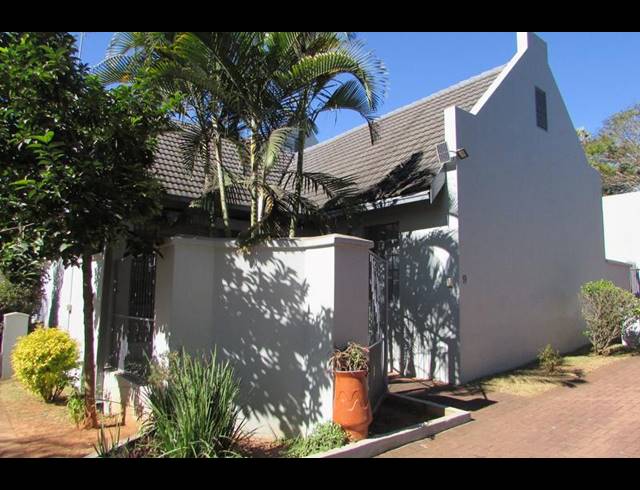 2 BEDROOM TOWNHOUSE FOR SALE IN WHITE RIVER EXT 16
